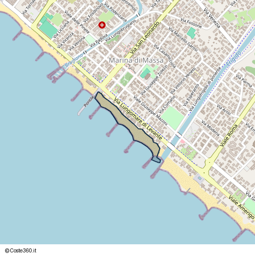 Posizione della spiaggia Spiaggia nei pressi di Via Lungomare di Levante, Marina di Massa, Massa, 54037