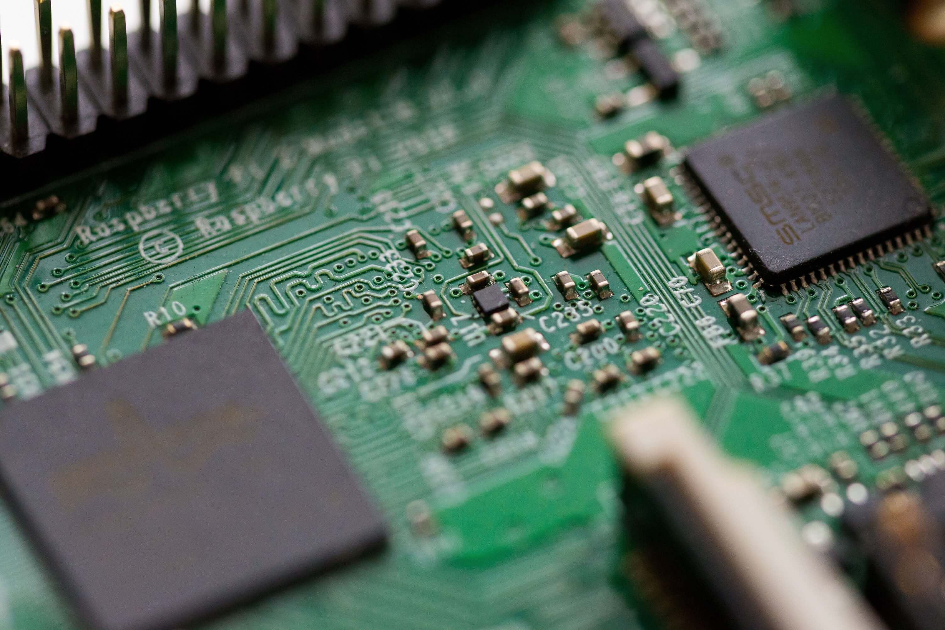 ESD-Tiefziehteile für die Elektronikbranche