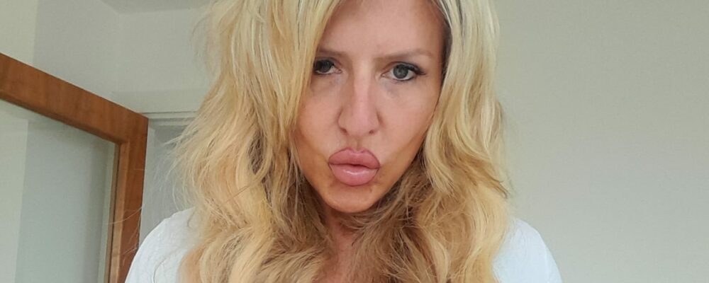 Sarahh - @sarahh_b OnlyFans Get photos & videos