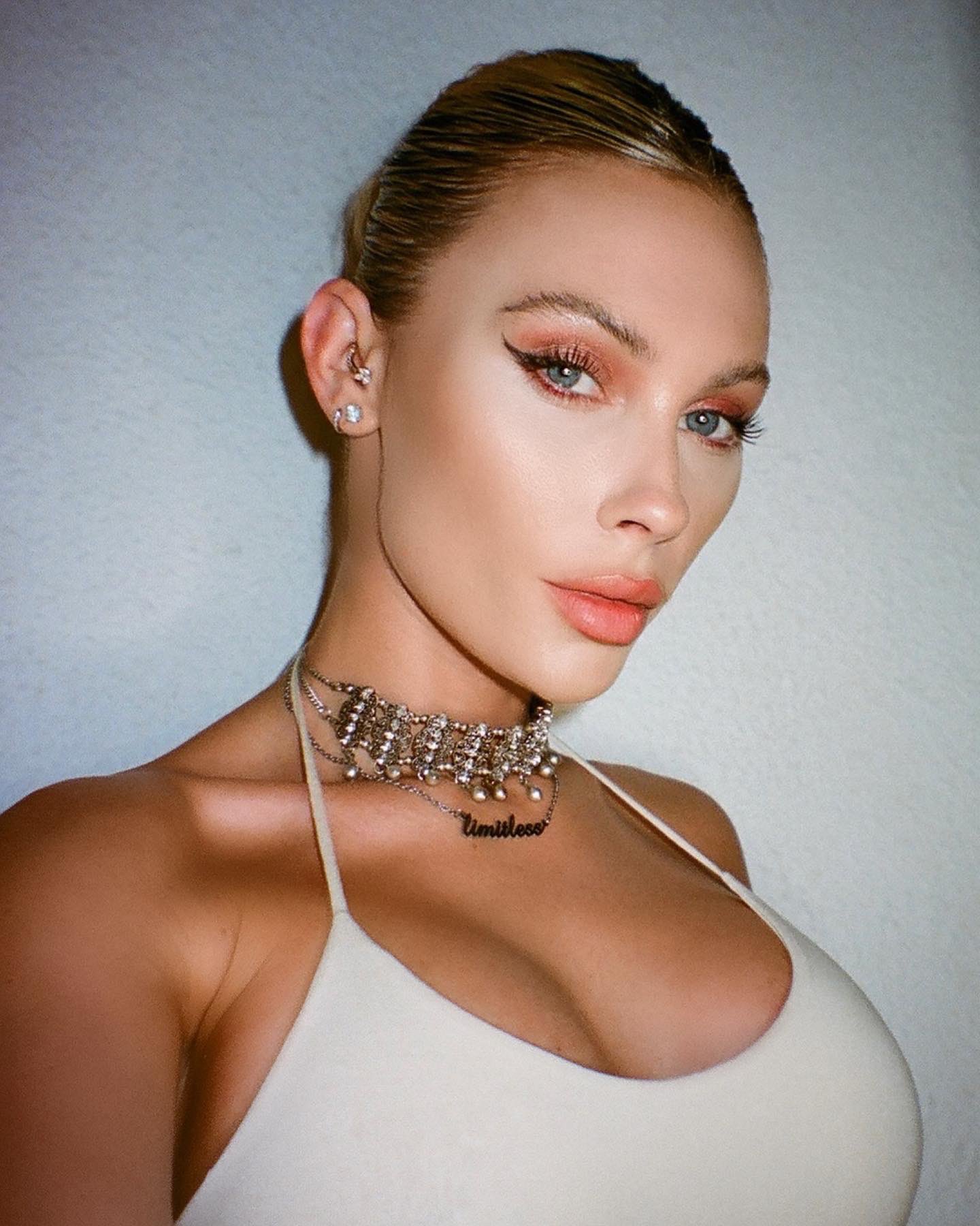 Mikki - @mikkiigoddess OnlyFans Get photos