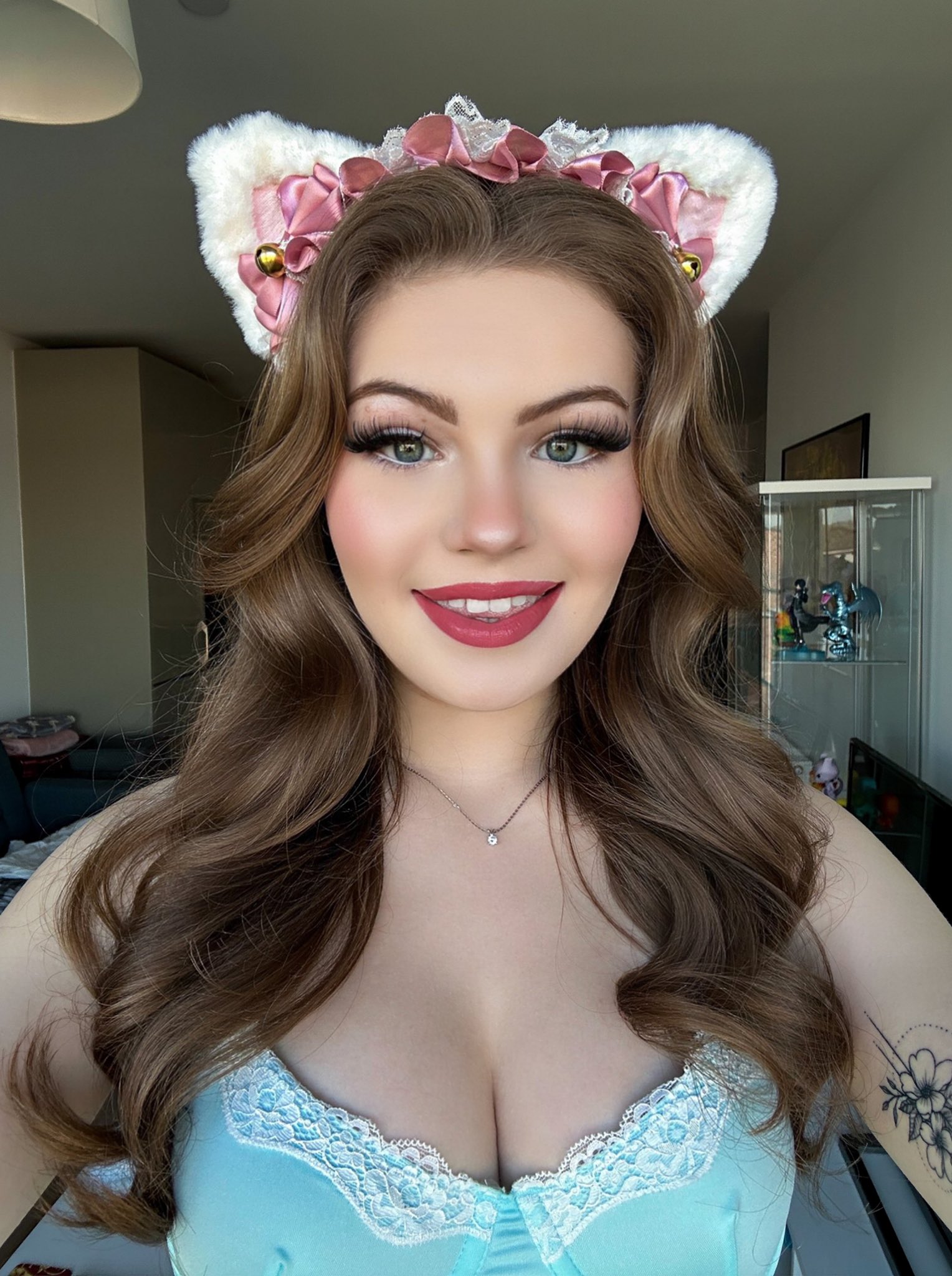 Dellie Isla - @dellieisla OnlyFans Get photos