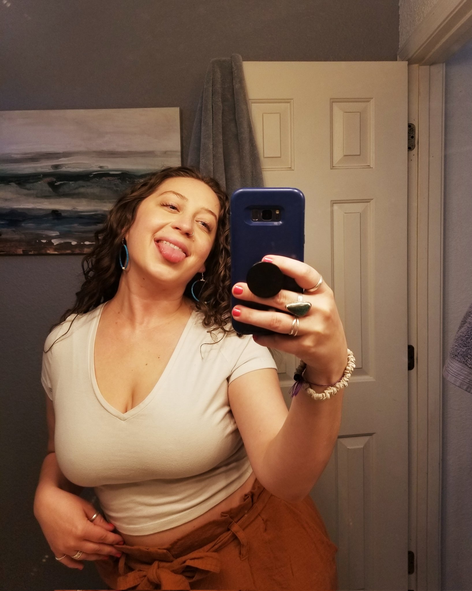 Emma Banks808 - @emmabanks808 OnlyFans Get photos