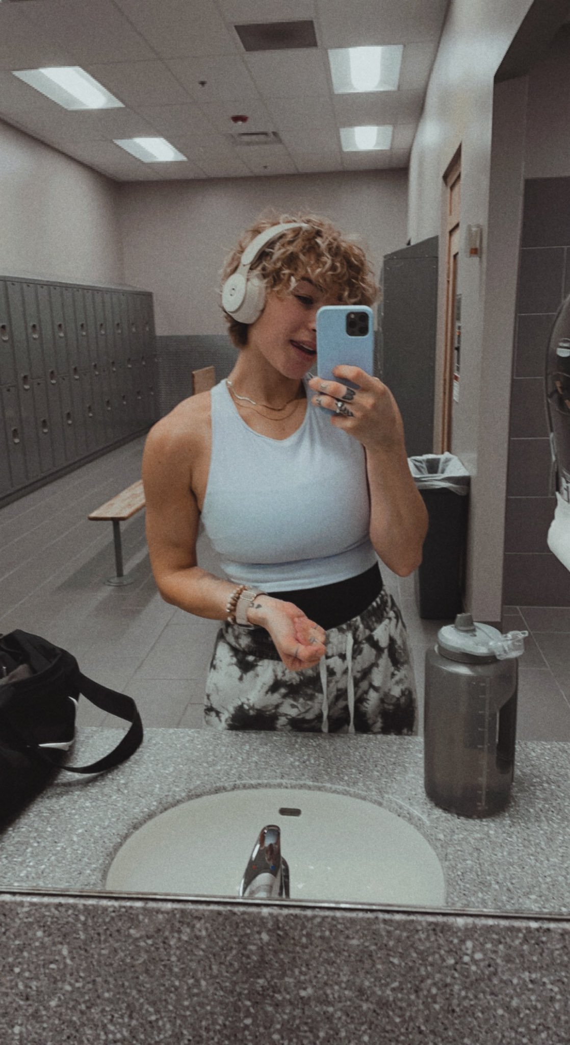 King Aura - @kingauratv OnlyFans Get photos