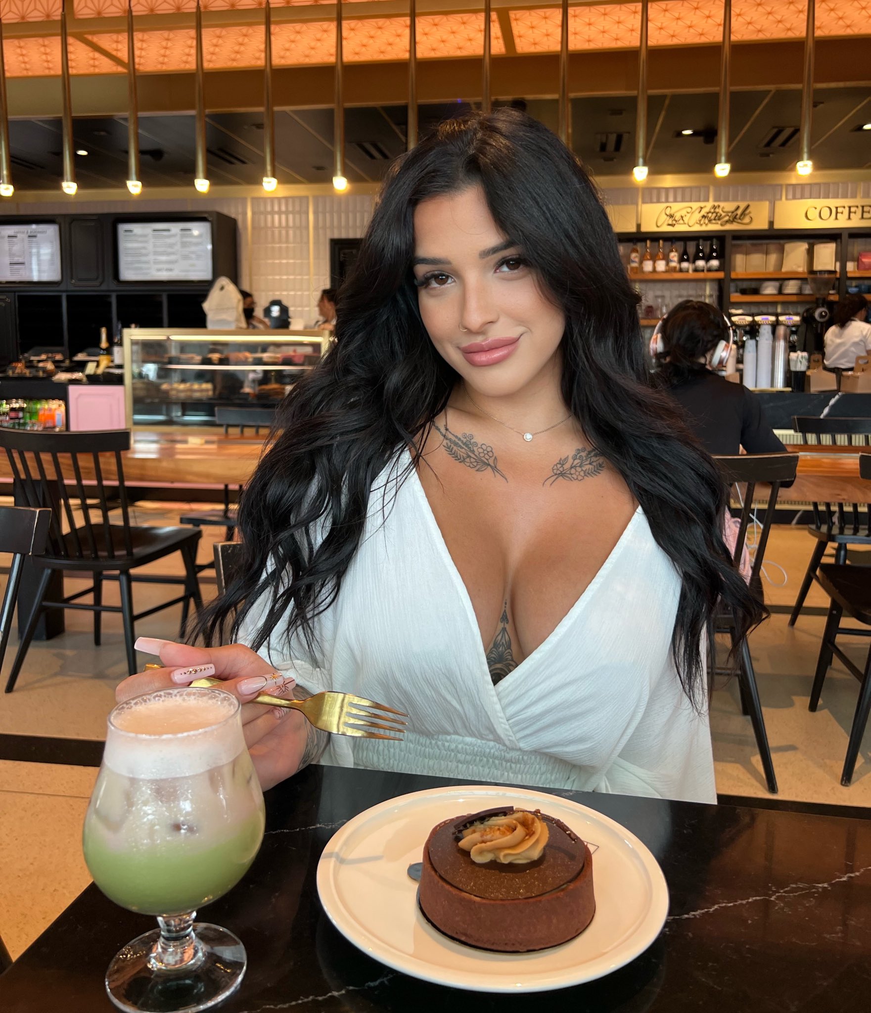 Valerie Bragg - @valebragg OnlyFans Get photos & videos