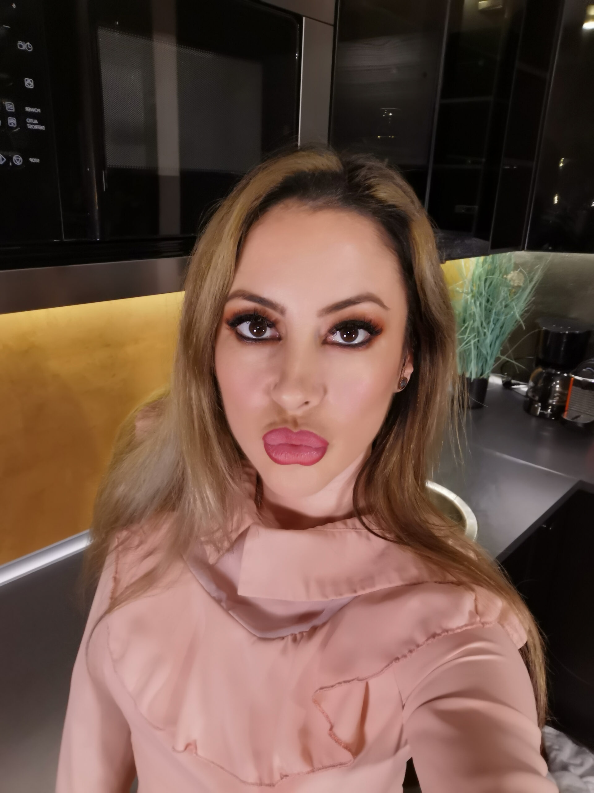 Wet Kelly - @britneykelly01 OnlyFans Get photos