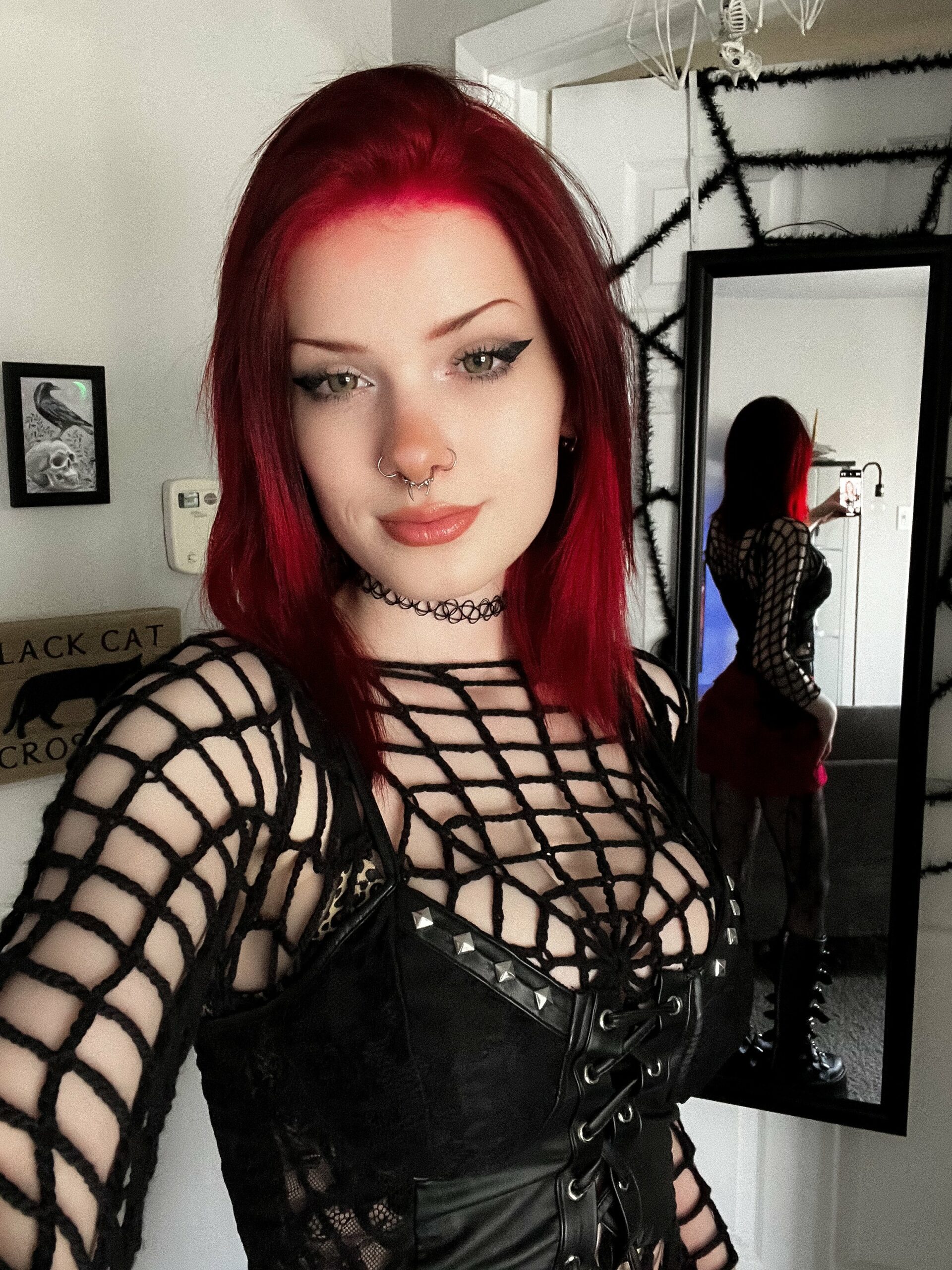Bunni Emmie's OnlyFans: Dealing With Online Criticism