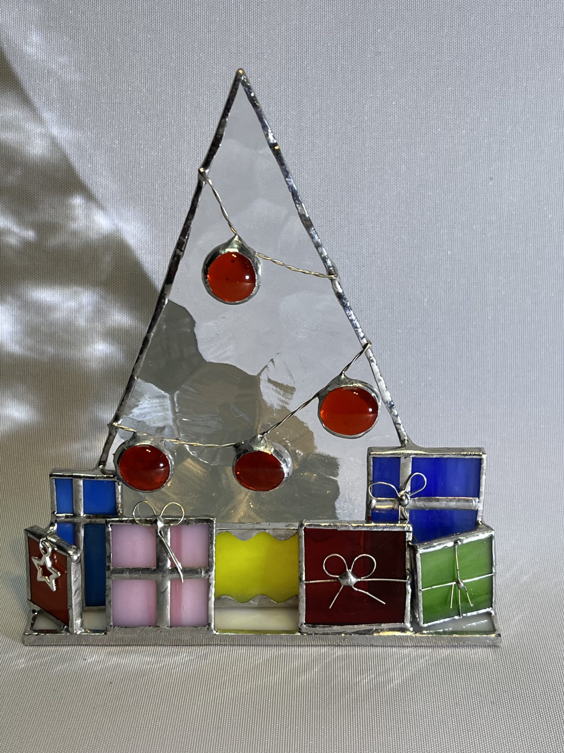 Glasinlood Kerstboom met kadootjes - Afbeelding 2