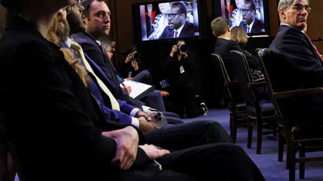 Clarence Thomas' former clerks come to his defense