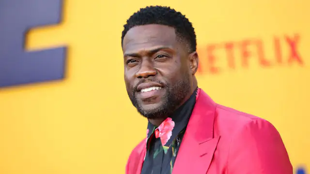 A group of Kevin Hart and his family were honored with the Mark Twain Prize for American humor
