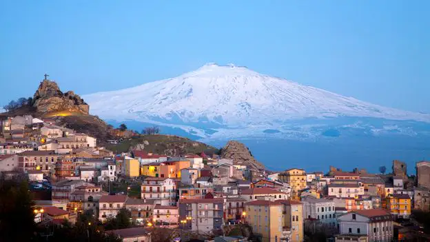 Europe's tallest and most active volcano is skiing Mount Etna