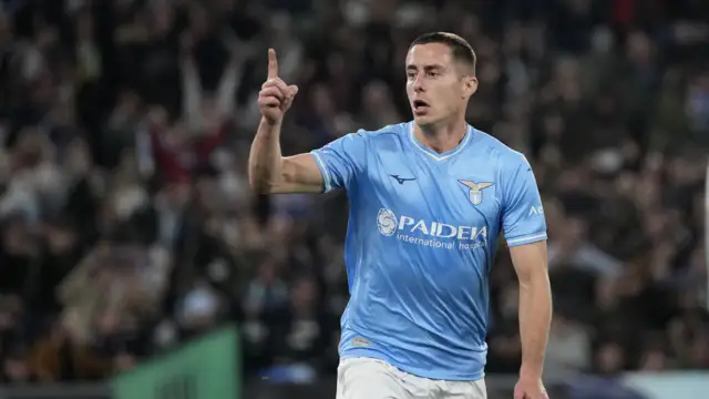 Lazio's new coach Tudor won his debut against his former club, when he scored the last-minute goal