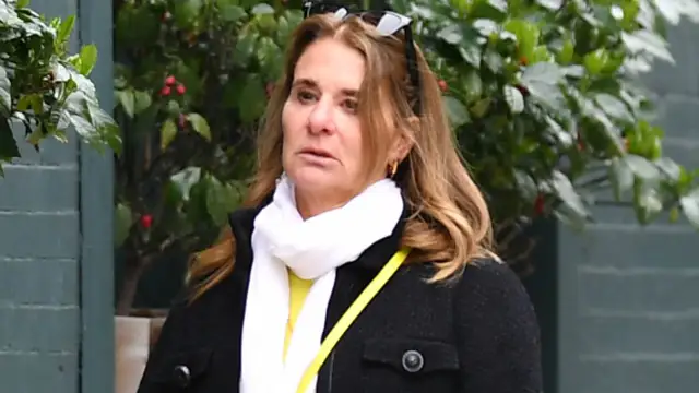 Bill Gates' ex- wife, Melinda, has a huge diamond ring on her finger
