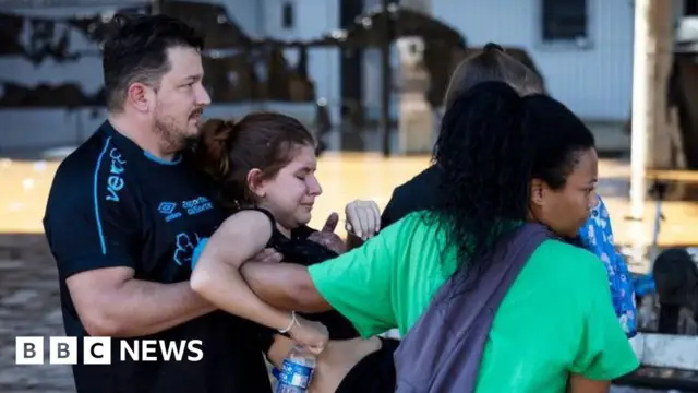 Brazil floods: President Lula surveys Rio Grande do Sul devastation