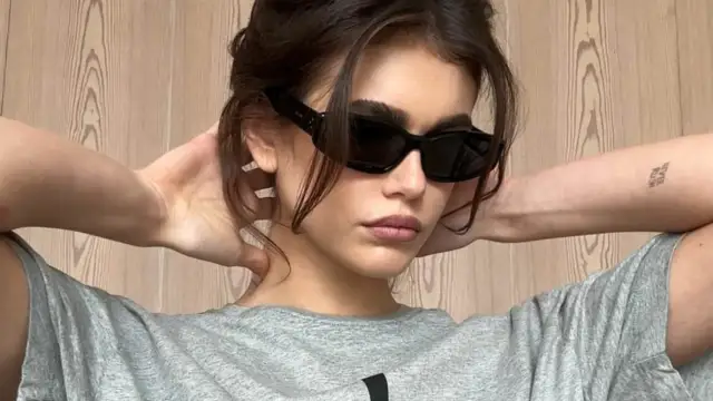 Kaia Gerber is wearing a shirt that Zendaya wore in Challengers
