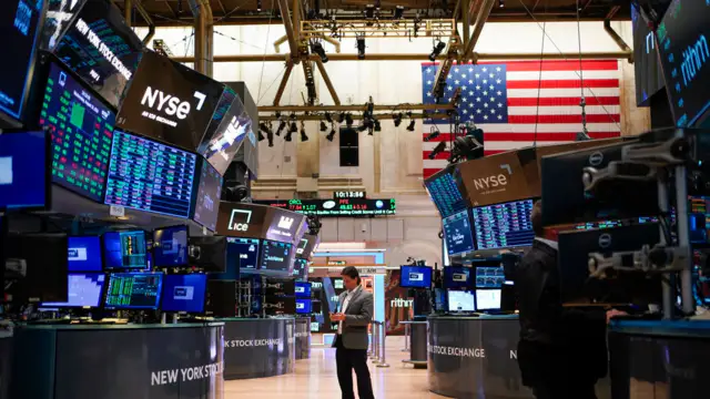 The Dow closes above 40,000 for the first time in its history