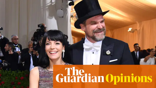 David Harbour exercises control over Lily Allen's phone usage