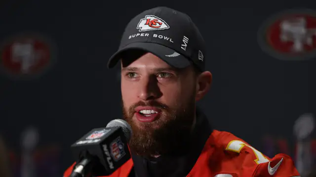 Jason Kelce's Fan Altercation in New Jersey and Patrick Mahomes' Mom Support for Harrison Butker
