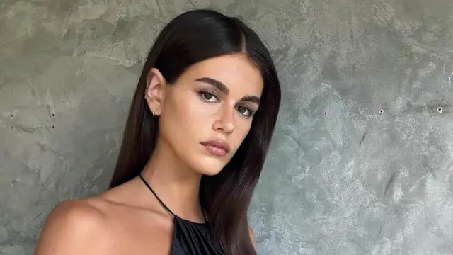 Kaia Gerber wore a little black dress to boyfriend Austin Butler's event