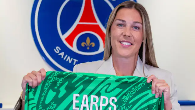 England goalkeeper Mary Earps signs two-year deal at Paris Saint-Germain