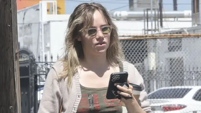 Suki Waterhouse opens up about motherhood and meeting Robert Pattinson in British Vogue interview