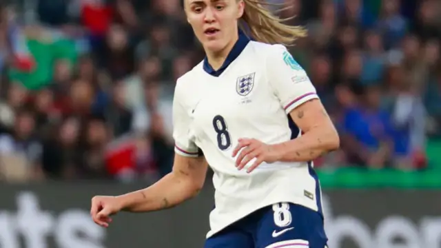 Sarina has no problem with Georgia Stanway coming to England late in the summer