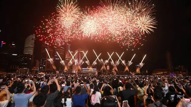 Auckland welcomes 2026 with fireworks despite rain