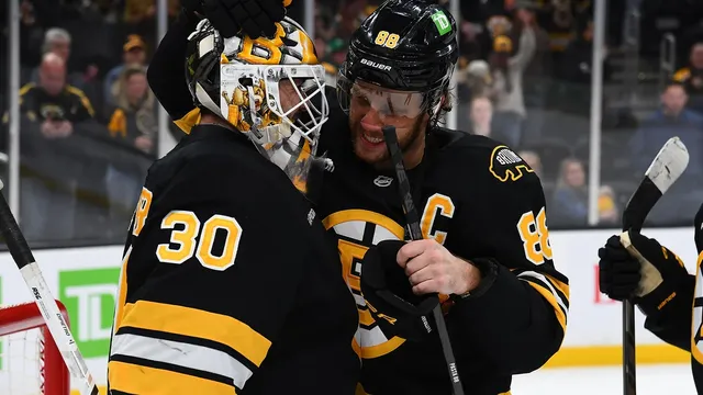 Michael DiPietro's first career shutout leads Boston Bruins to 6-0 win over Nashville Predators