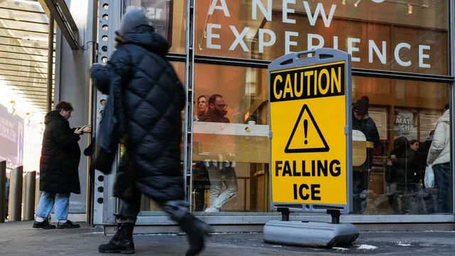 New York City warns of falling ice hazards as temperatures rise