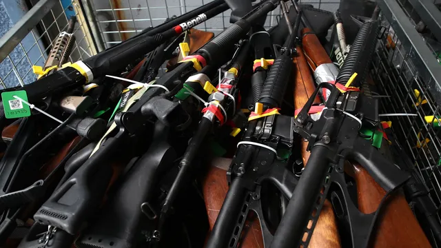 Federal and NSW governments agree to fund gun buyback after Bondi shooting