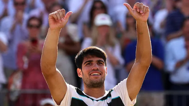 Carlos Alcaraz wins second Queen's title after defeating Jiri Lehecka