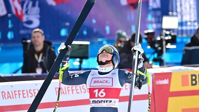 Lindsey Vonn claims victory at World Cup at age 41