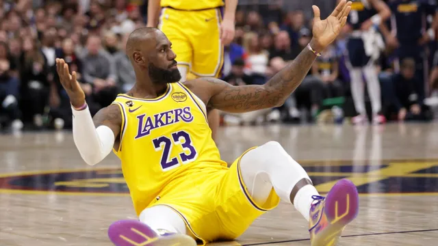 LeBron James raises alarm over inconsistent NBA officiating