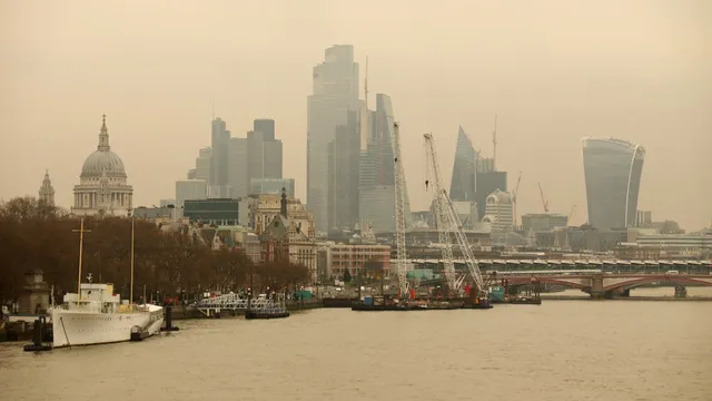 Saharan dust plume brings potential blood rain to the UK