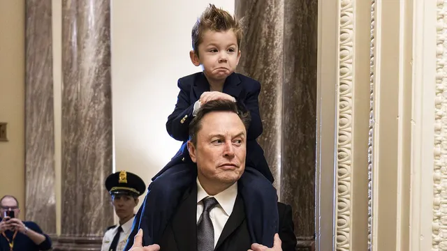 Elon Musk carries his son into Capitol Hill, sparking a parenting debate