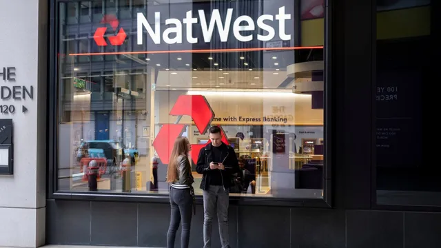 NatWest posts strong profits as government stake falls below 7%