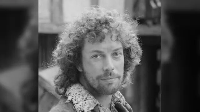 Tim Curry dies at 80 from coronary artery disease