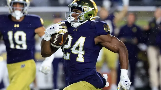 Seahawks make a bold move by drafting Jadarian Price at No. 32