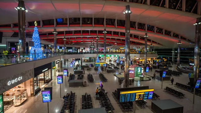 Heathrow predicts record passenger numbers for December 2025