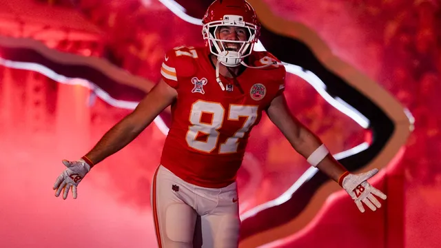 Travis Kelce makes NFL history as fastest tight end to 13,000 yards