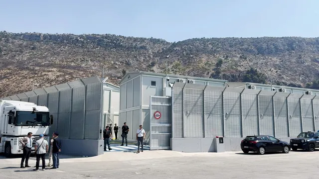 Italy transfers migrants to processing centers in Albania amid legal hurdles