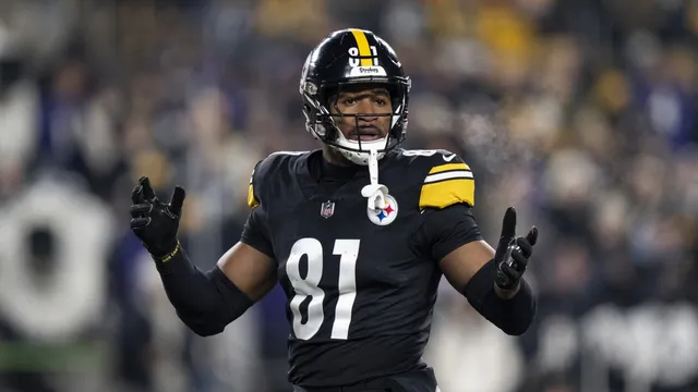 Steelers part ways with Jonnu Smith, signaling roster changes
