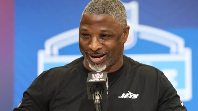 Aaron Glenn faces pressure to improve Jets' performance in 2026