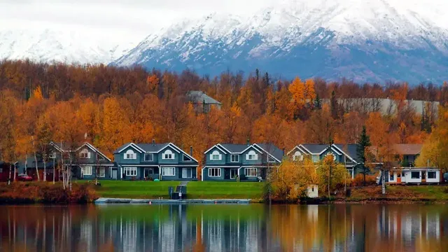 Foreigners buy thousands of US homes, harming American families