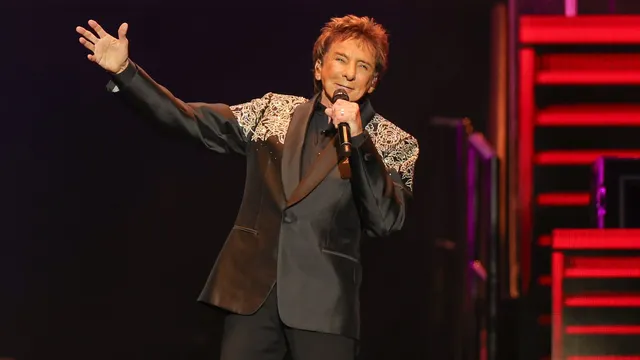 Barry Manilow to undergo surgery for cancerous lung spot