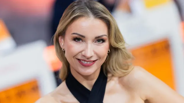 German singer Anna-Carina Woitschack announces new relationship