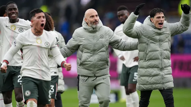 Chelsea triumph over Burnley as Enzo Fernandes seals the win