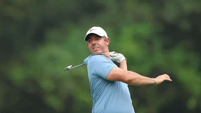 Rory McIlroy struggles in DP World India Championship after poor third round
