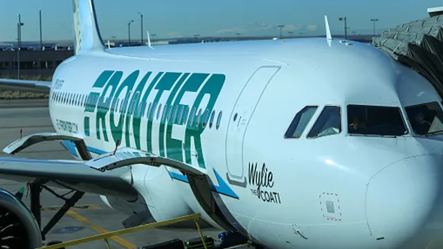 Frontier Airlines offers free checked bags to capitalize on Southwest's policy change
