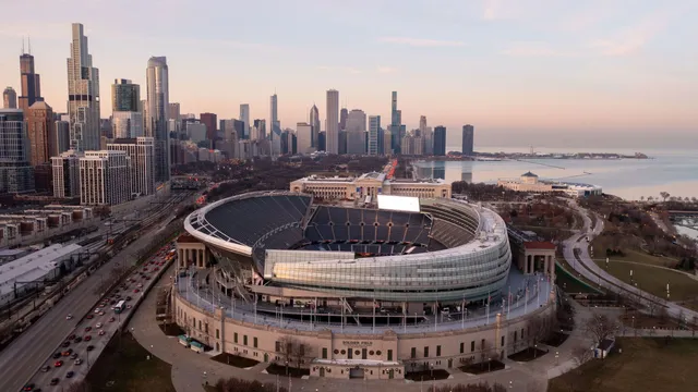 Illinois legislature prioritizes budget over Bears stadium deal