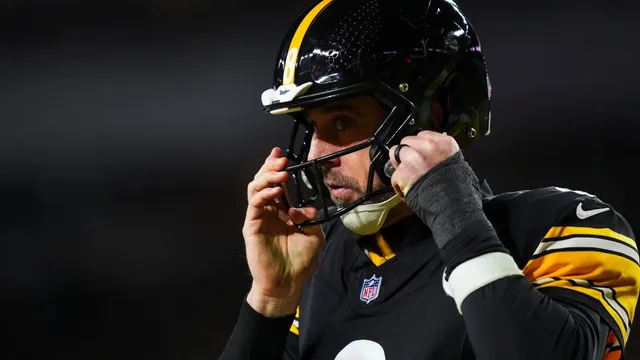 Aaron Rodgers delays decision on Steelers future for 2026 NFL season